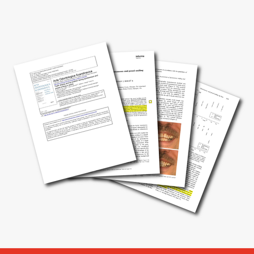 Tooth display and lip position during spontaneous
