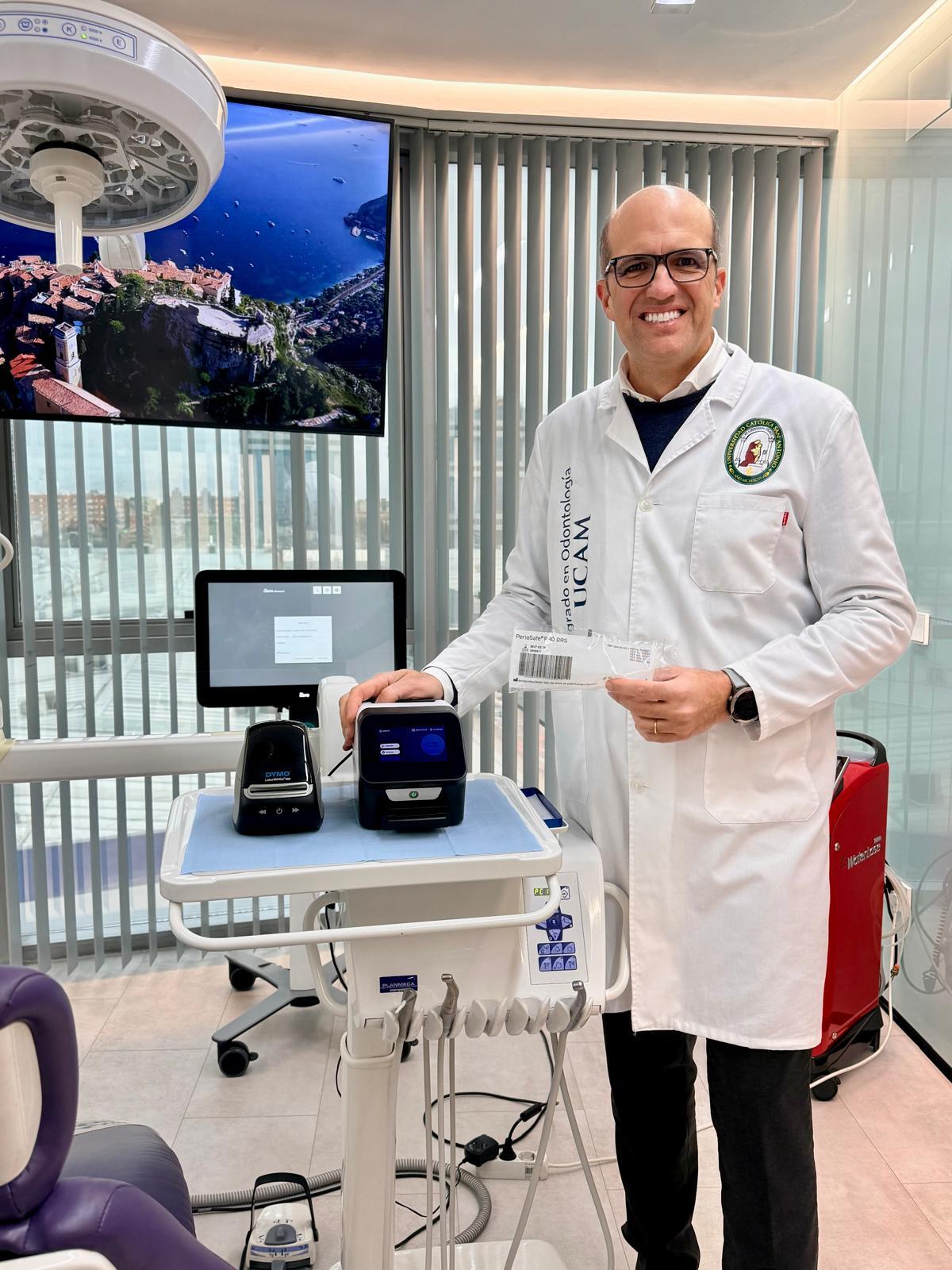 Dr. Jesus Creagh at Dentoral Clinic